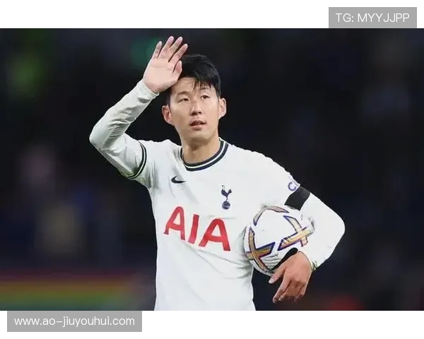 探索中国足球球员是谁全面揭示中国足球明星的成长经历与奋斗故事 探索中国足球球员是谁全面揭示中国足球明星的成长经历与奋斗故事